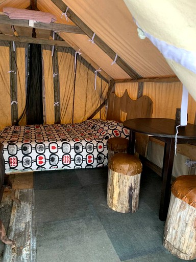Tented Cabins (Saint-Calixte, Quebec, Canada)