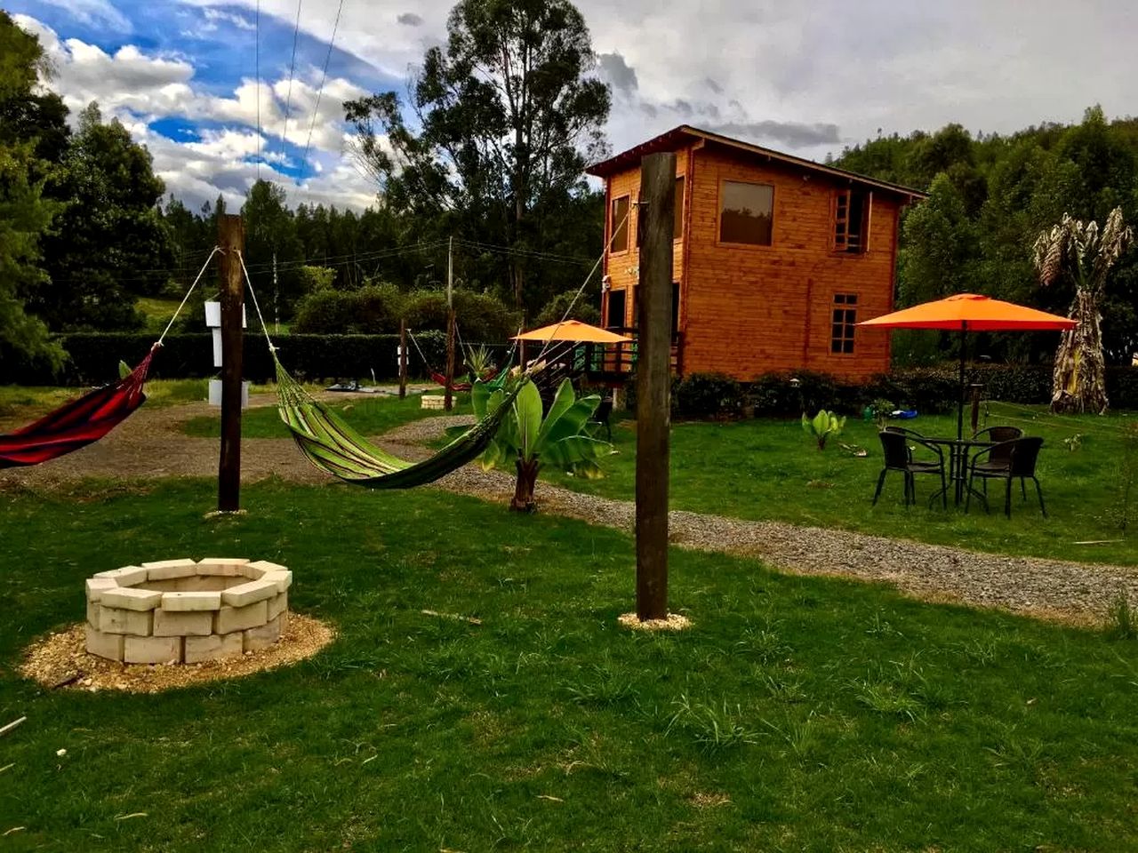 Comfortable Cabin Rental with Garden Views for a Holiday in Colombia