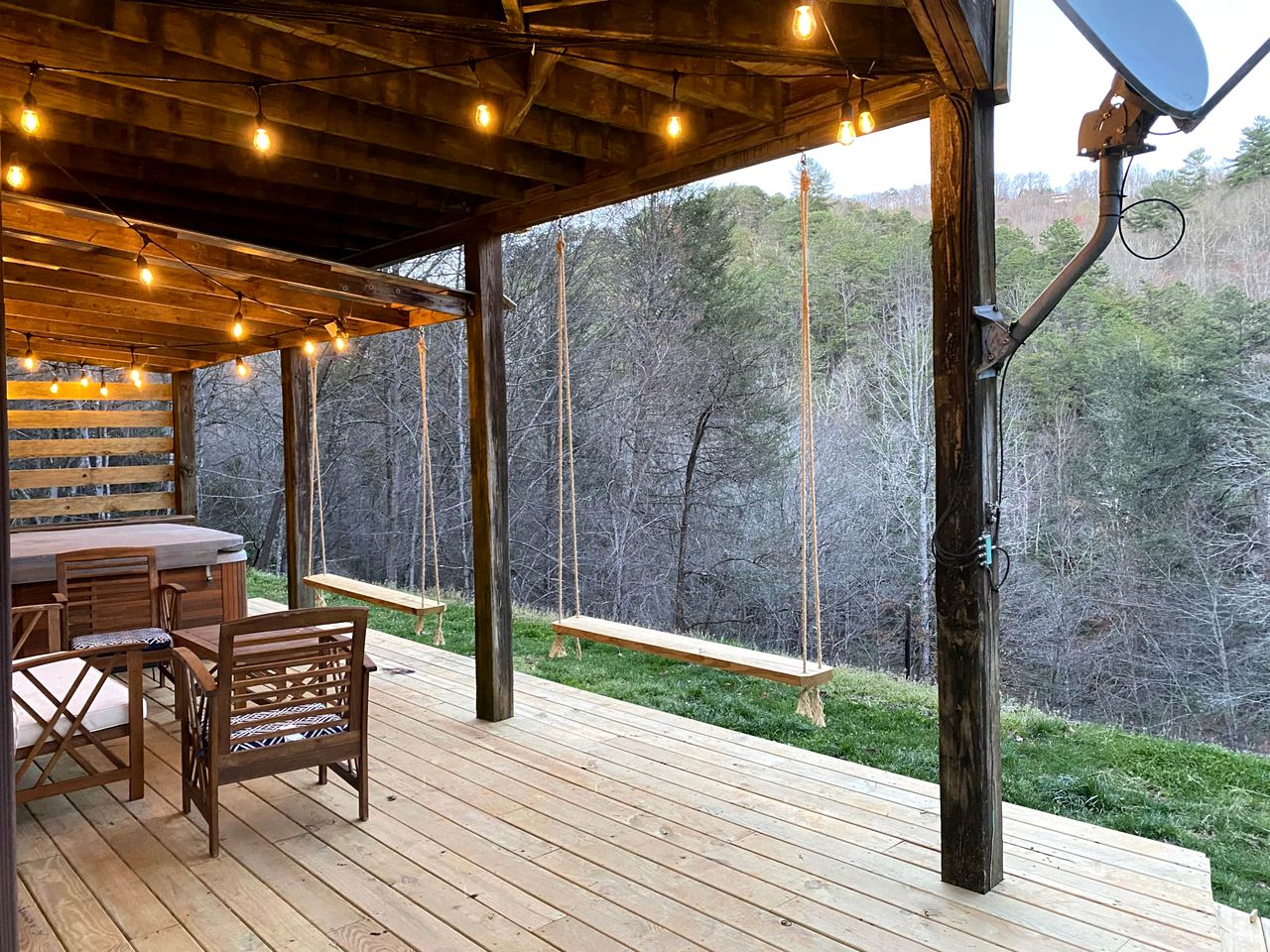 Incredible Mountain Cabin with Private Creek and Hot Tub Allowing Outstanding Views in Bryson City