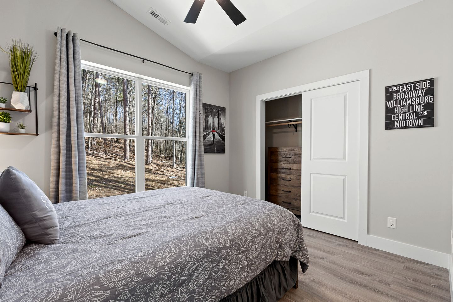 Lovely Cottage with Hot-tub in Chickamauga, Georgia