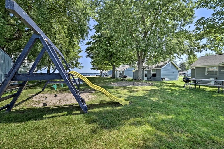 Cabins (United States of America, Houghton Lake, Michigan)