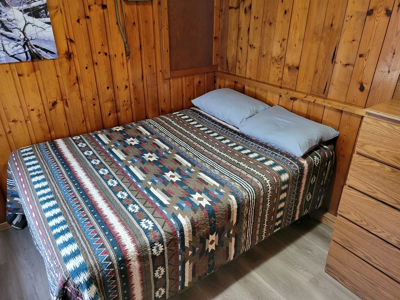 Lakefront Cottage with Fire Pit, Beach & Pet Friendly in Houghton Lake, Michigan