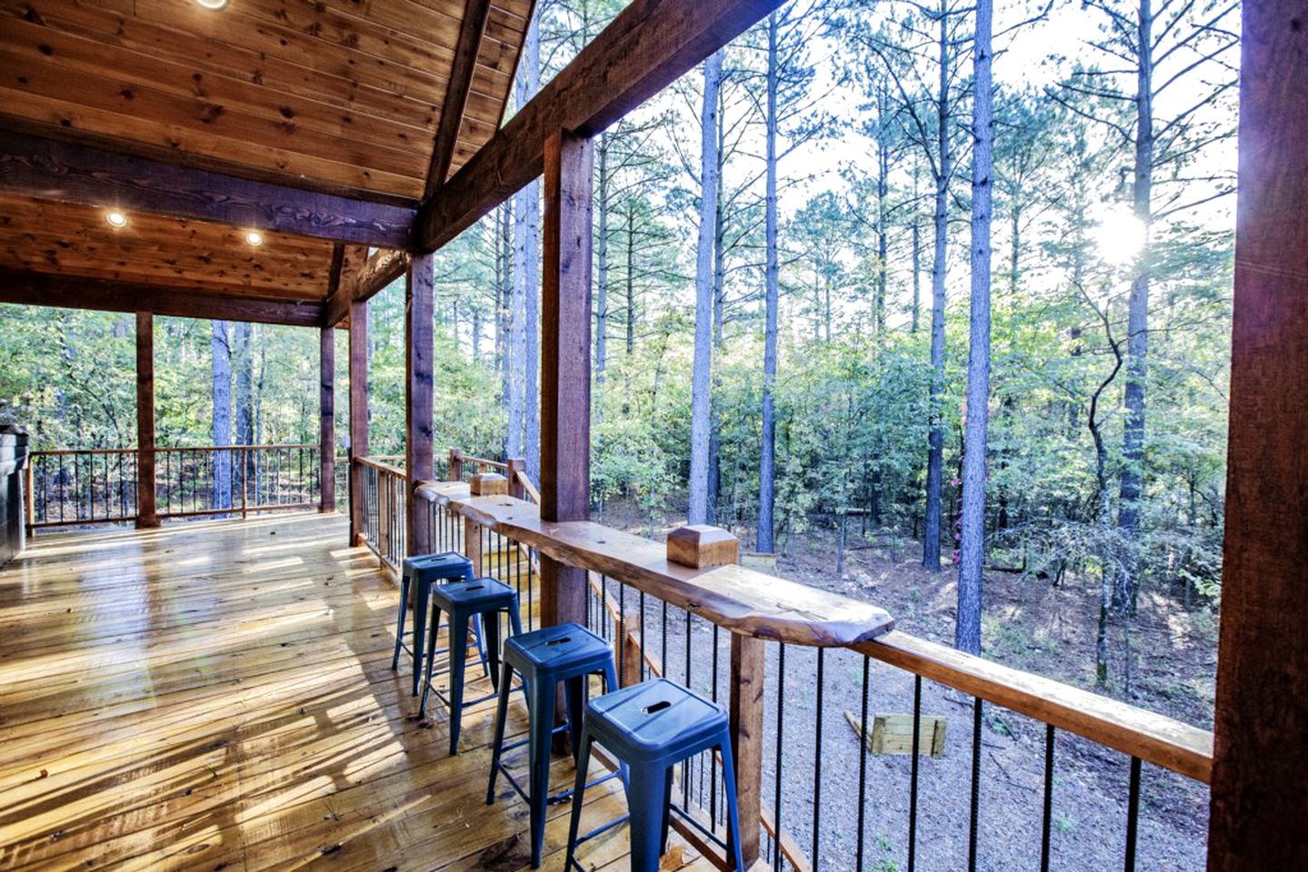 Cabin Rental Hochatown, Oklahoma Glamping Hub