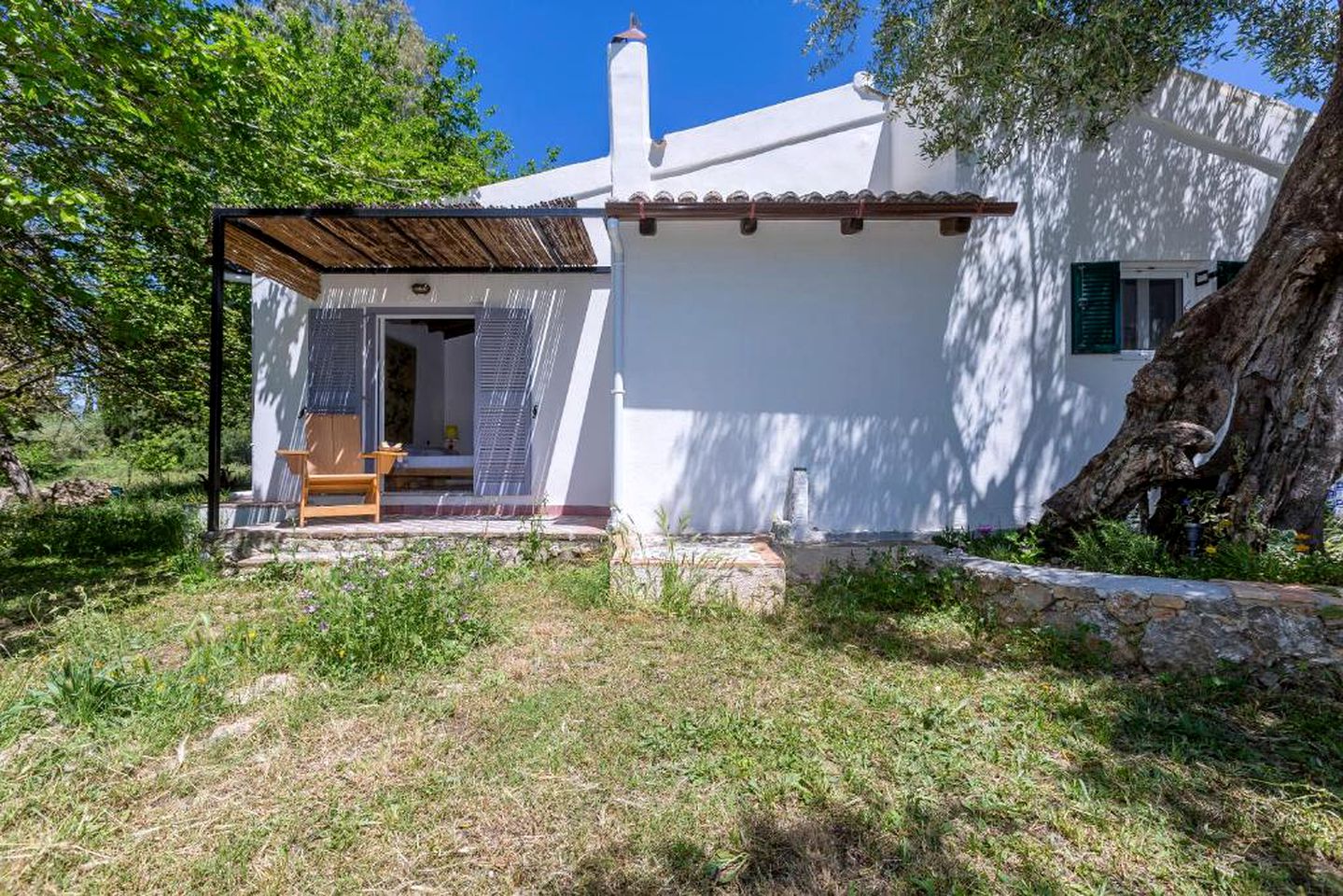 Cottage Rental in Corfu, Perfect for Farm Stays and Glamping in Greece