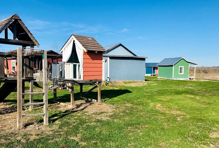 Tiny Houses (San Antonio, Texas, United States of America)