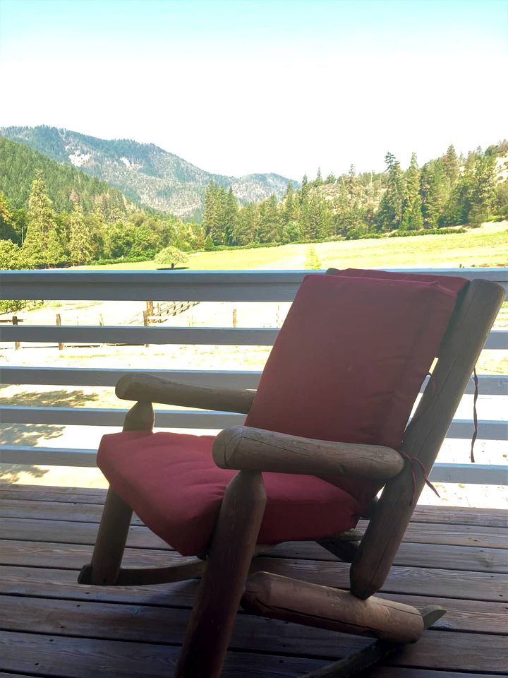 Secluded Farm Stay for a Perfect Oregon Glamping Experience