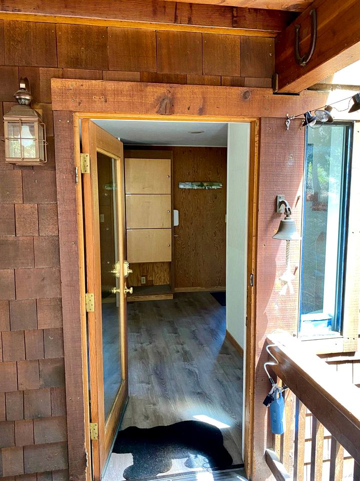Spacious Chalet Rental in Alpine Valley for a Weekend getaway in California