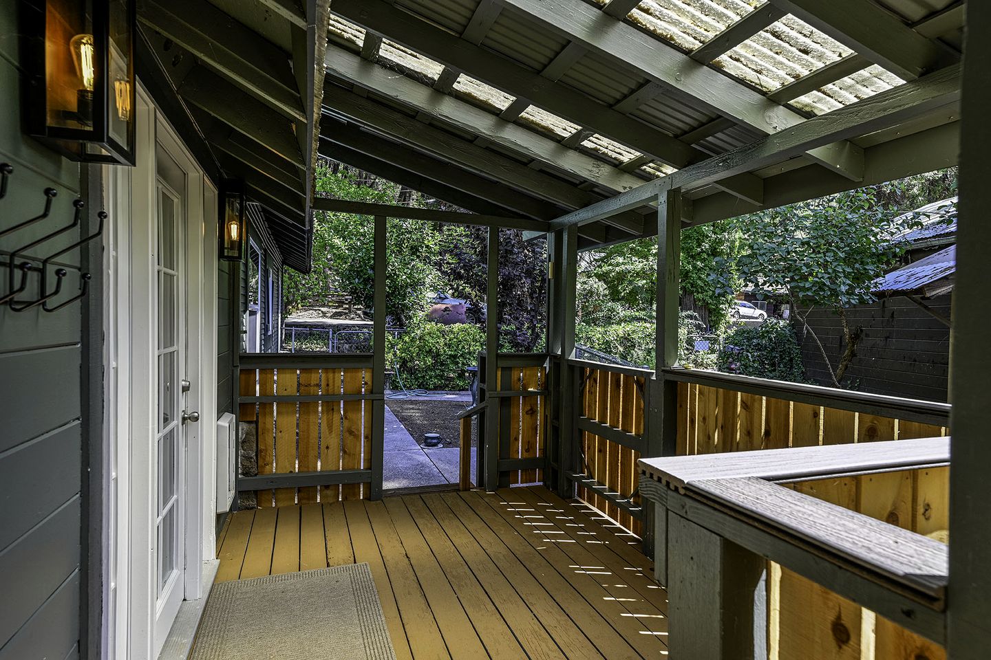 Peaceful Mountain Cottage with Creekside Deck & Private Yard in Dunsmuir, California