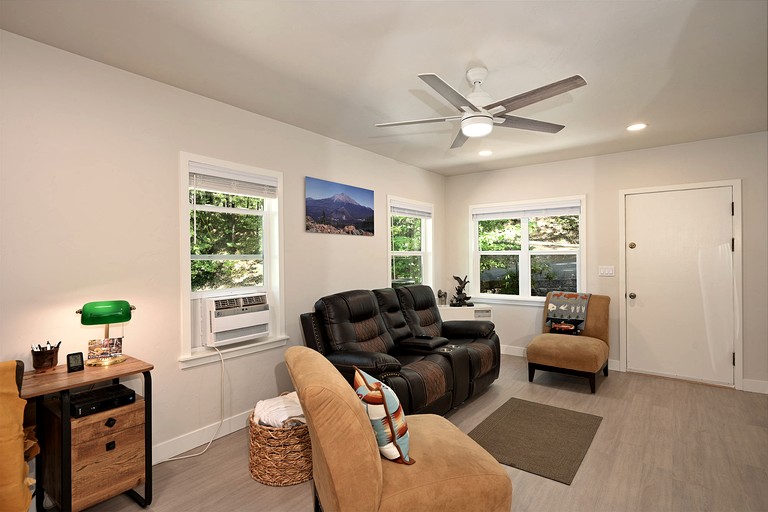 Vacation Rentals (United States of America, Dunsmuir, California)