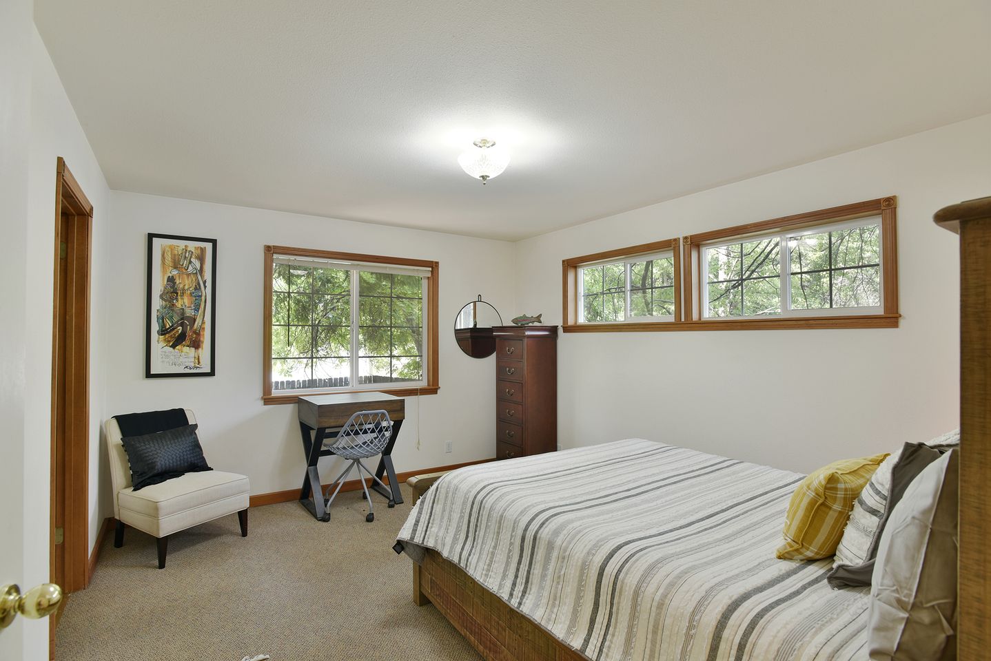 Comfortable Home Base for a Longer Getaway in Mount Shasta, California