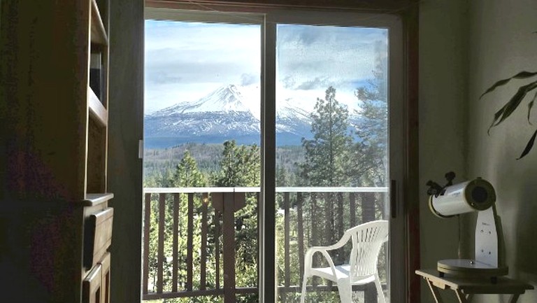 Vacation Rentals (United States of America, Weed, California)