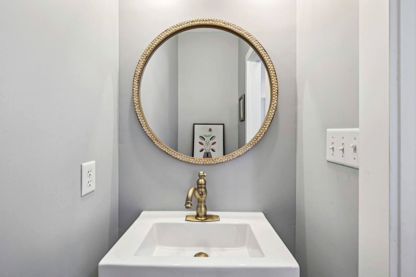 Pet-Friendly Coastal Retreat with Private Basketball Court & Bay Access Near Grayton Beach, Santa Rosa Beach FL