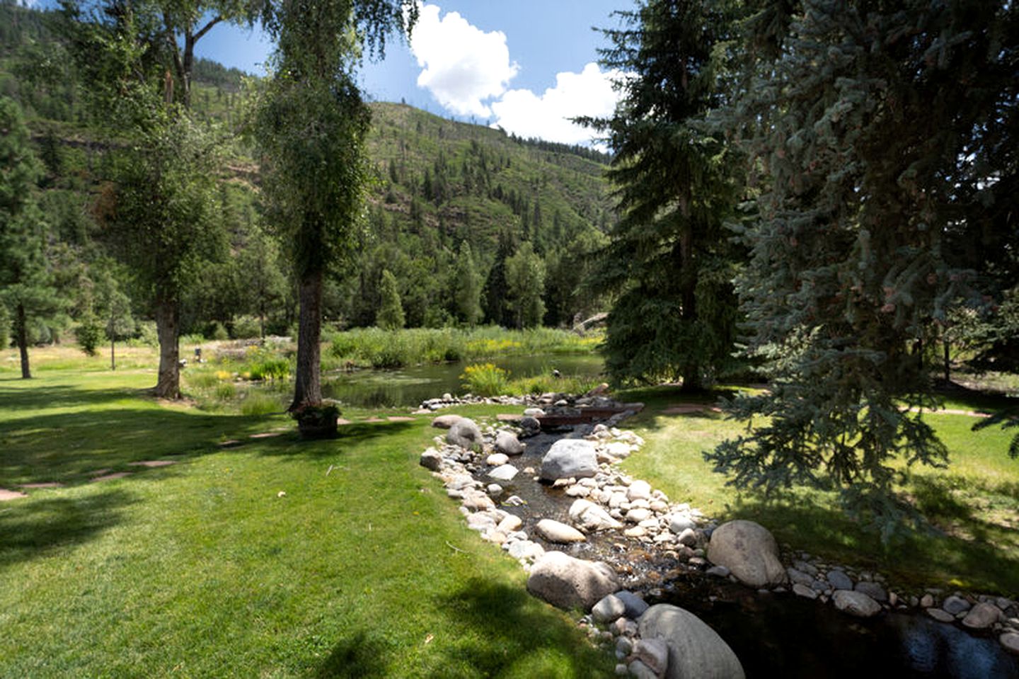 Picturesque Durango Cabin Perfect for a Peaceful Vacation in Colorado