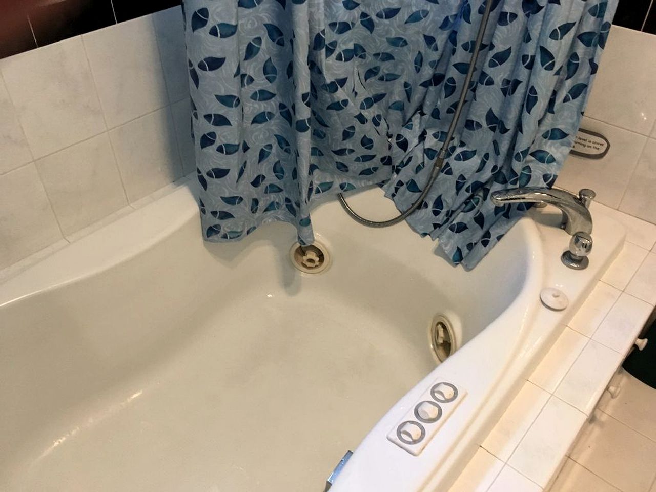 Secluded Family-Friendly Cabin with a Pool Table in Wilmington, Vermont