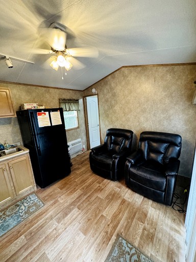 Quaint Cozy Cabin Well Equipped in Wisconsin Dells | Cabins (Wisconsin Dells, Wisconsin, United States of America)
