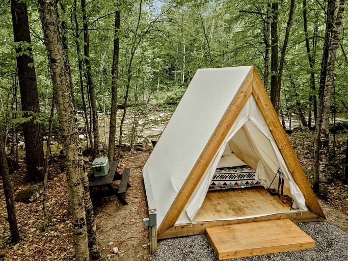Incredible Safari Tent with Sauna in North Woodstock, New Hampshire