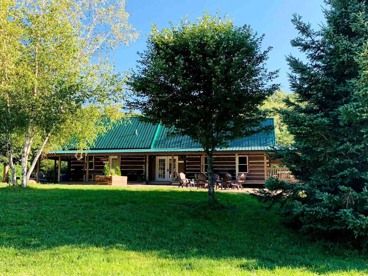 Fantastic Cherry Creek Lodging for a Weekend Getaway near Buffalo, New York