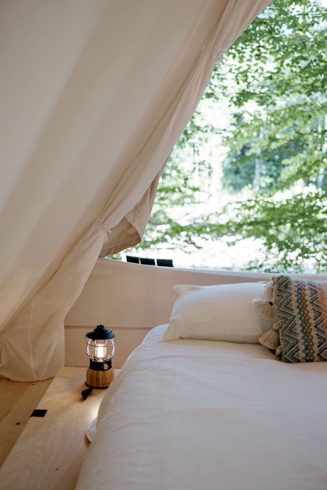 Amazing Safari Tent Close to Lake in North Woodstock, New Hampshire
