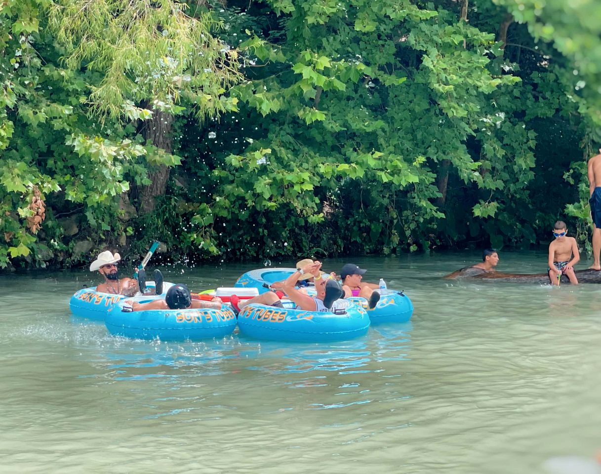 Ideal Glamping Spot for an Adventurous Family Vacation: Cool Safari Tent on the San Marcos River near Kingsbury, Texas