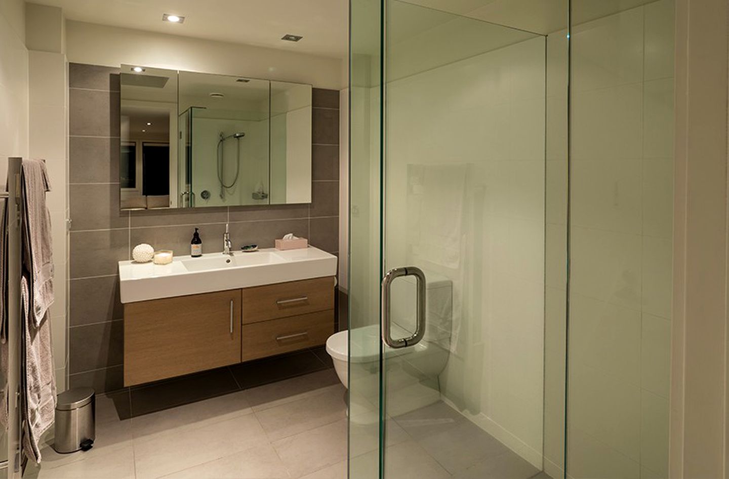 Stunning Luxury Beach House in Oke Bay for Amazing Family Holidays on the North Island