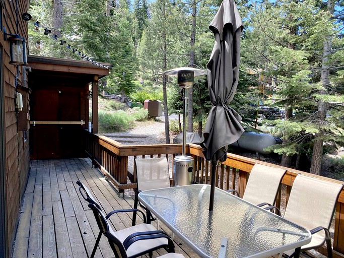 Chalet rental for a weekend getaway in California