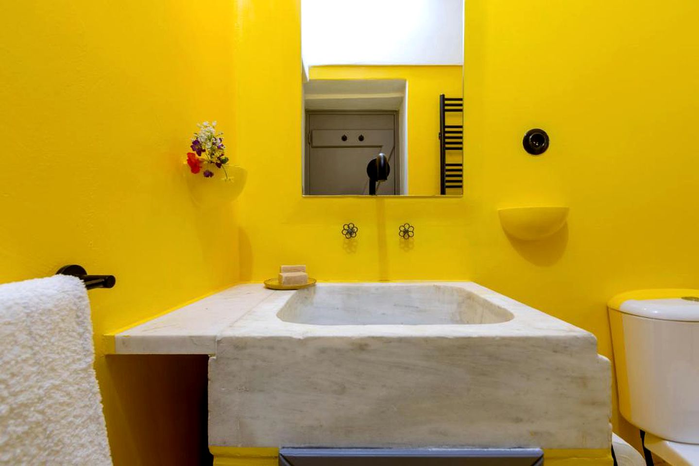 Cottage Rental in Corfu, Perfect for Farm Stays and Glamping in Greece