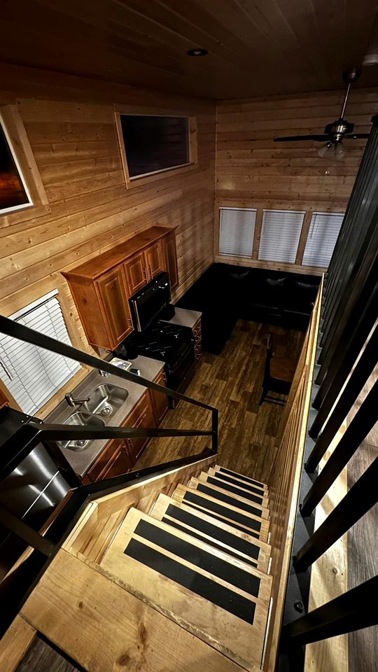 Peaceful Tiny Home Getaway with Loft & Open Sky Views in Williams, Arizona