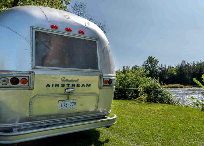 Airstreams (Belleville, Ontario, Canada)