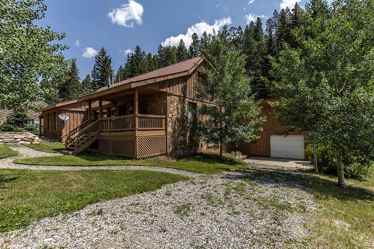 Cabins (Durango, Colorado, United States)