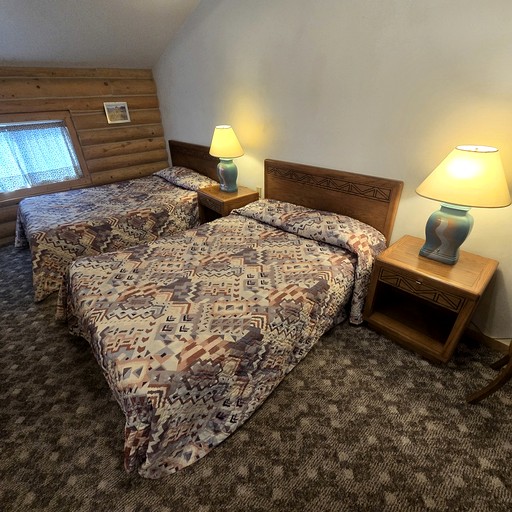 Spacious Cottage near Yellowstone National Park in Fremont County, Idaho | Cabins (Island Park, Idaho, United States of America)