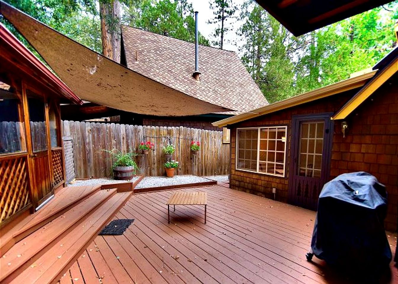 Homey Idyllwild Accommodation with a Hot Tub, Best California Glamping Sites