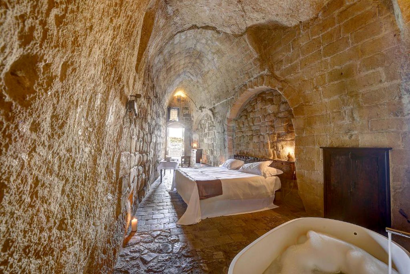 Unique Cave Rental with Deluxe Tub in Medieval Village of Basilicata Region