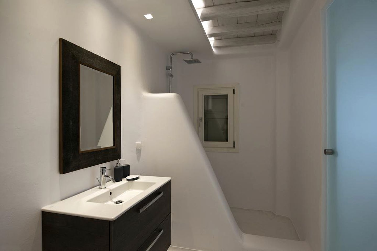 Superb Mykonos Villa with a Stunning Pool