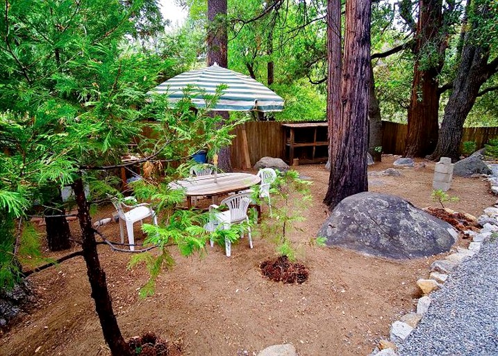 Cabins (Idyllwild, California, United States of America)