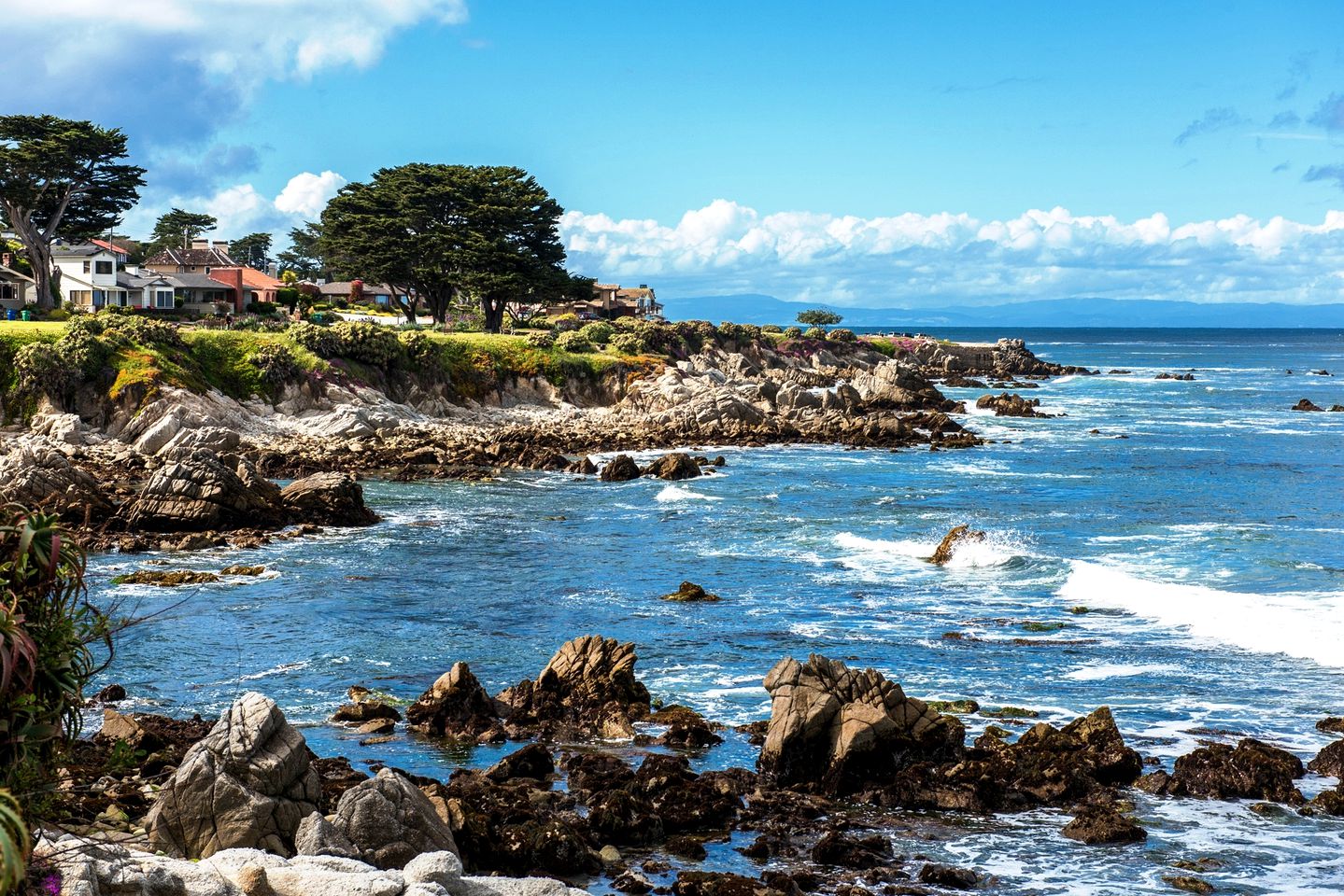 Charming Villa Ideal for Hiking in Pacific Grove, California