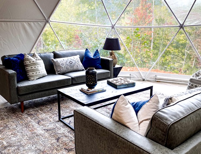 Domes (Cosby, Tennessee, United States of America)