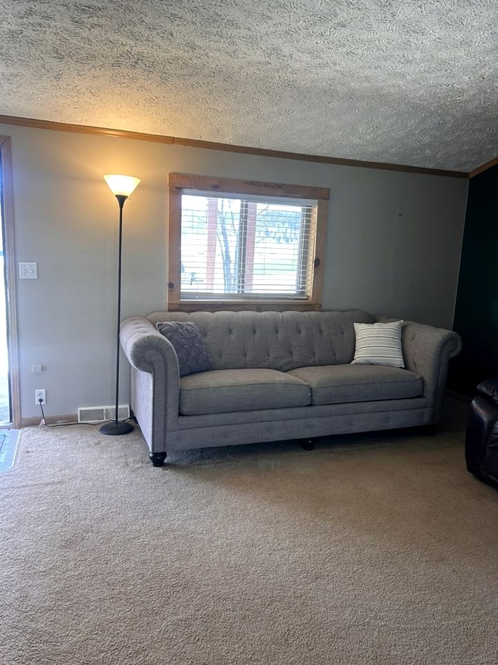 Large, Three Bedroom Cabin in Sturgis, South Dakota, Perfect for a Glamping Retreat to the Badlands