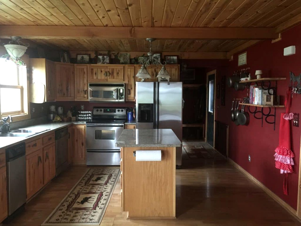 Rustic Accommodation with Breakfast near Shoshone National Forest, Wyoming