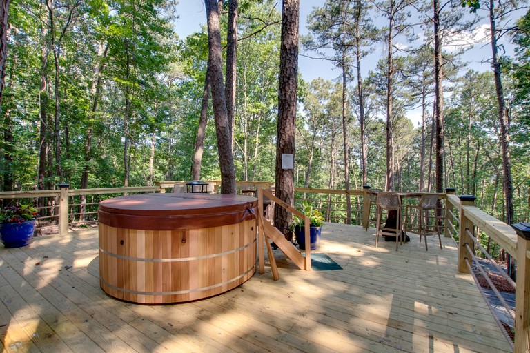 Tree Houses (United States of America, Scottsboro, Alabama)