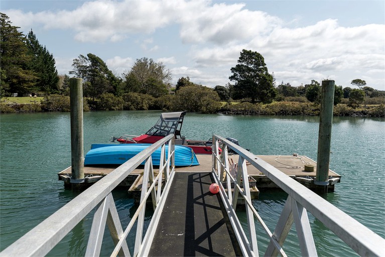 Beach Houses (Kerikeri, North Island, New Zealand)