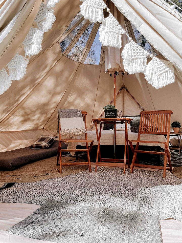 Beautiful Pop-Up Tent for Glamping in Arkansas