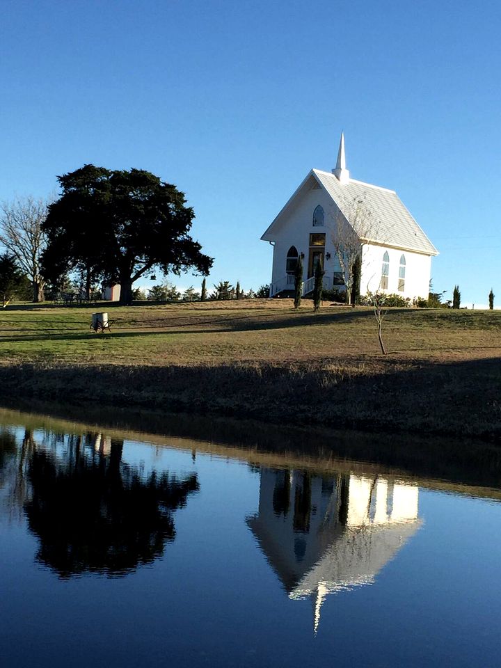 Beautiful Cottage Rental Perfect for Weekend Getaways from Houston near Round Top