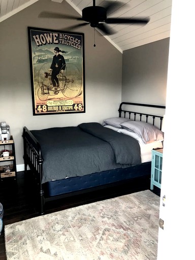 Tree Houses (Holly, Michigan, United States of America)