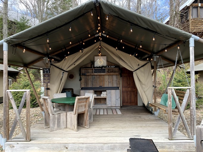 Fantastic Safari Tent Ideal for Outdoor Activities in Gatlinburg, Tennesse
