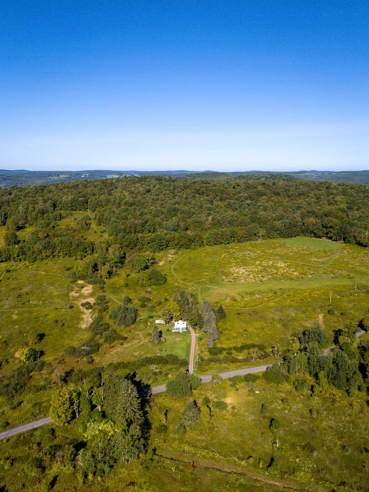 Charming Countryside Escape with Forest Trails & Cozy Comfort in Walton, New York