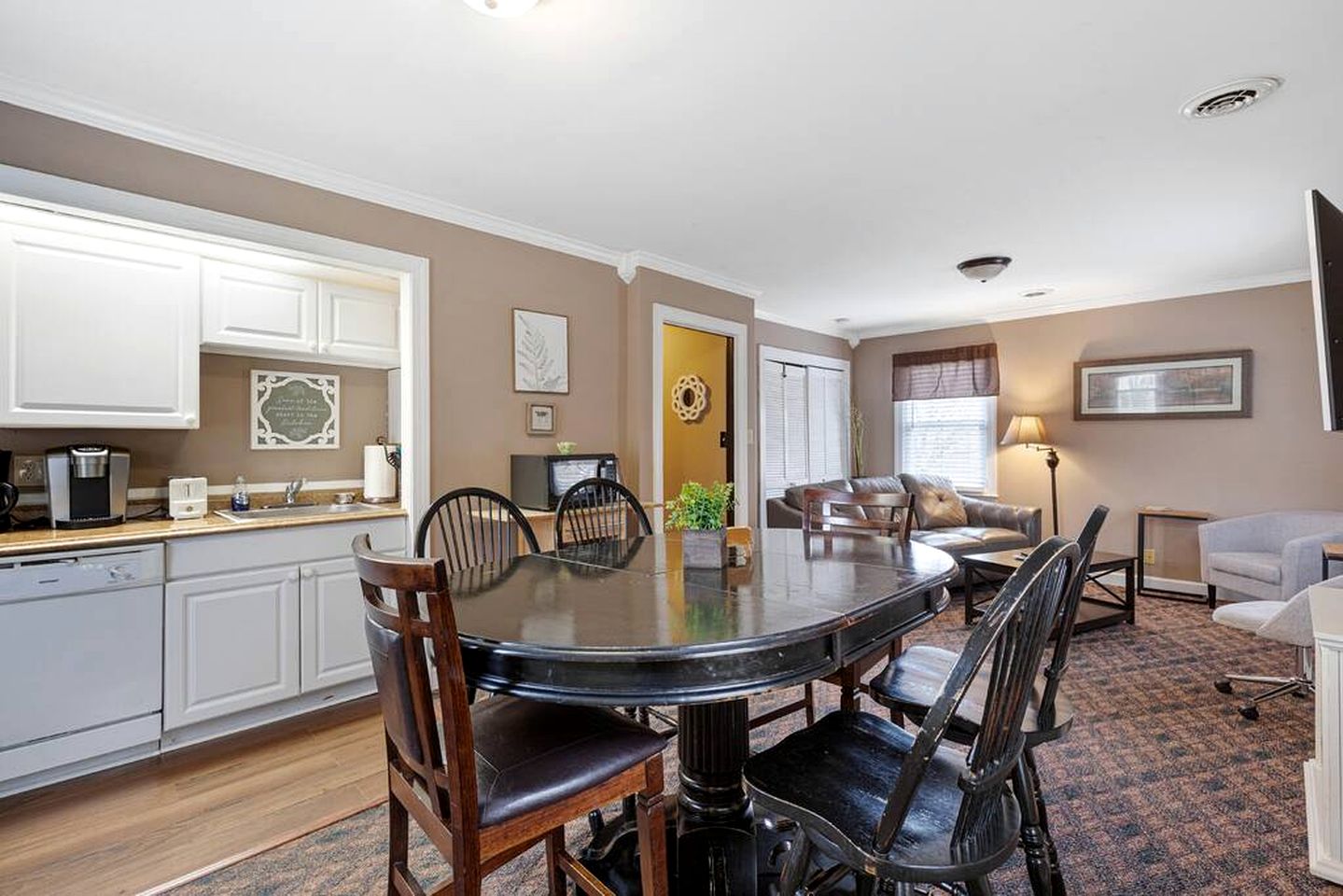 Historic Countryside Estate with Brenda Lee Heritage Near Nashville, Goodlettsville TN