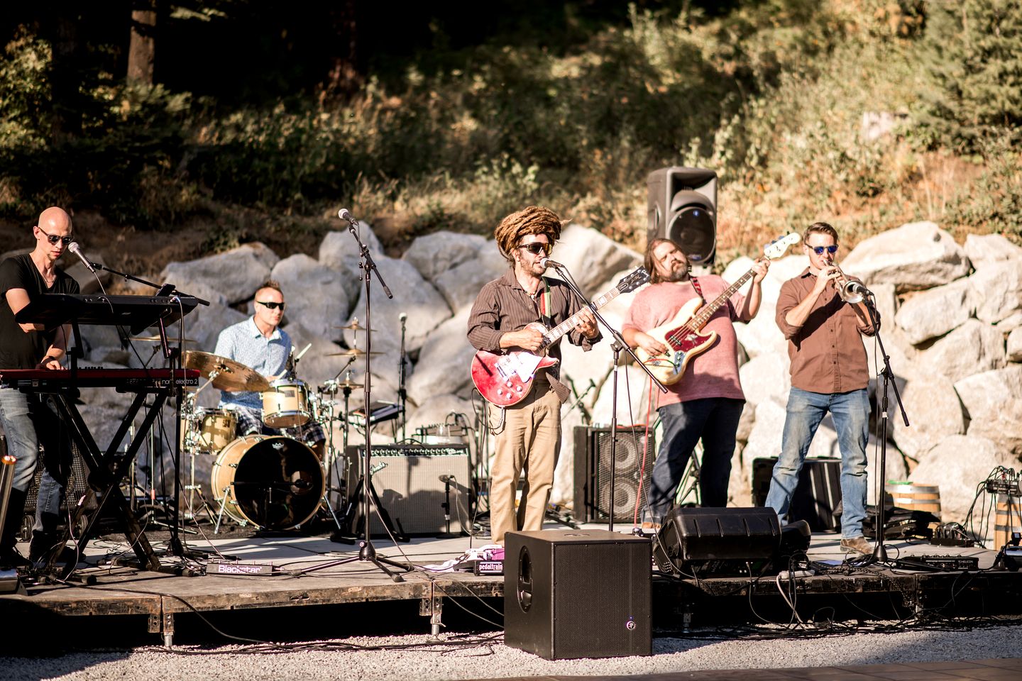 Peaceful Glamping Retreat with Mountain Views & Starry Nights in Sandpoint, Idaho