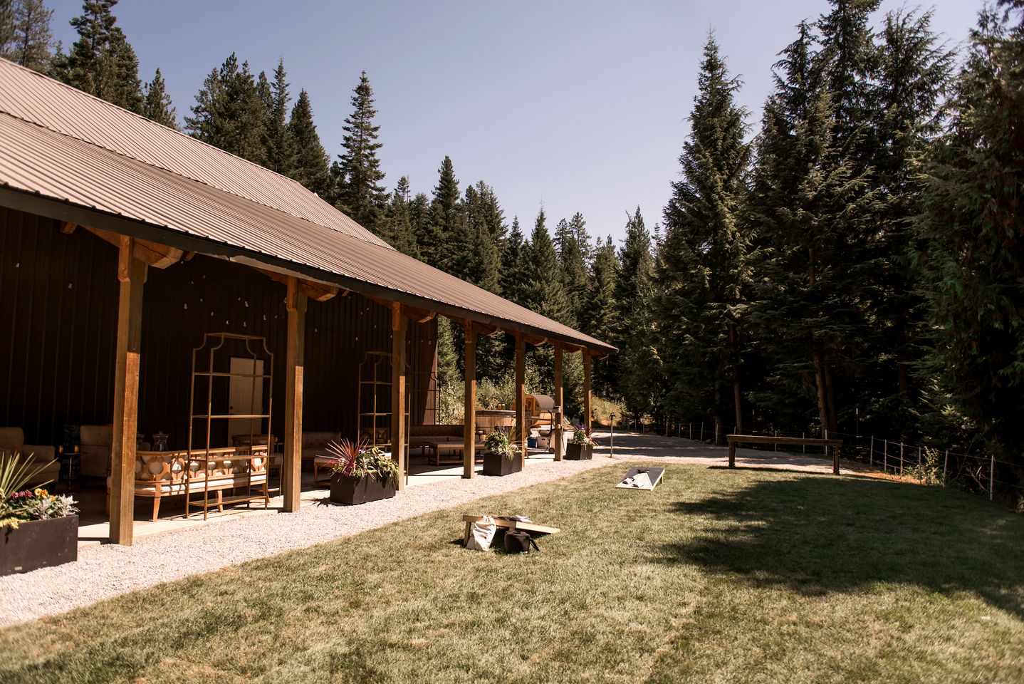 Peaceful Glamping Retreat with Mountain Views & Starry Nights in Sandpoint, Idaho