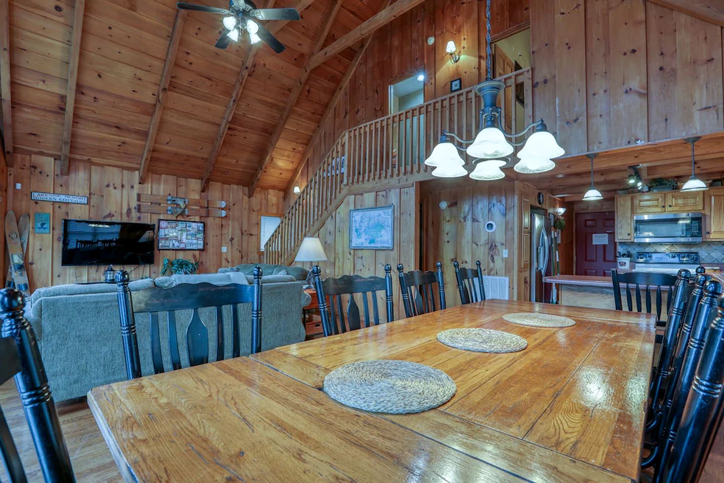 Regal Tennessee Retreat with a Dock on the Shores of Norris Lake