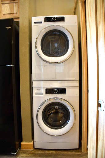 Tiny Houses (Cedar Creek, Texas, United States)